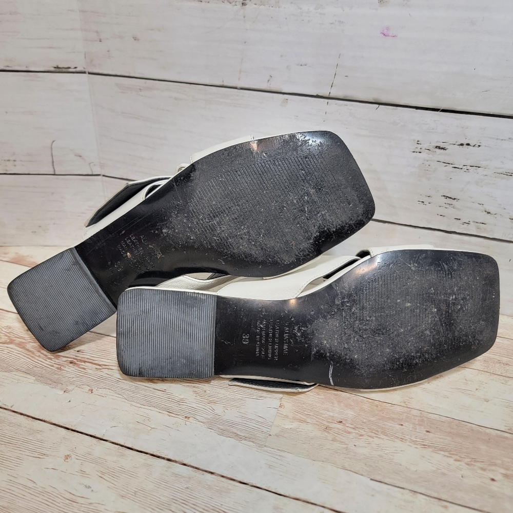 Alias Mae Revolve prue cross strap sandals in white - Picture 9 of 14
